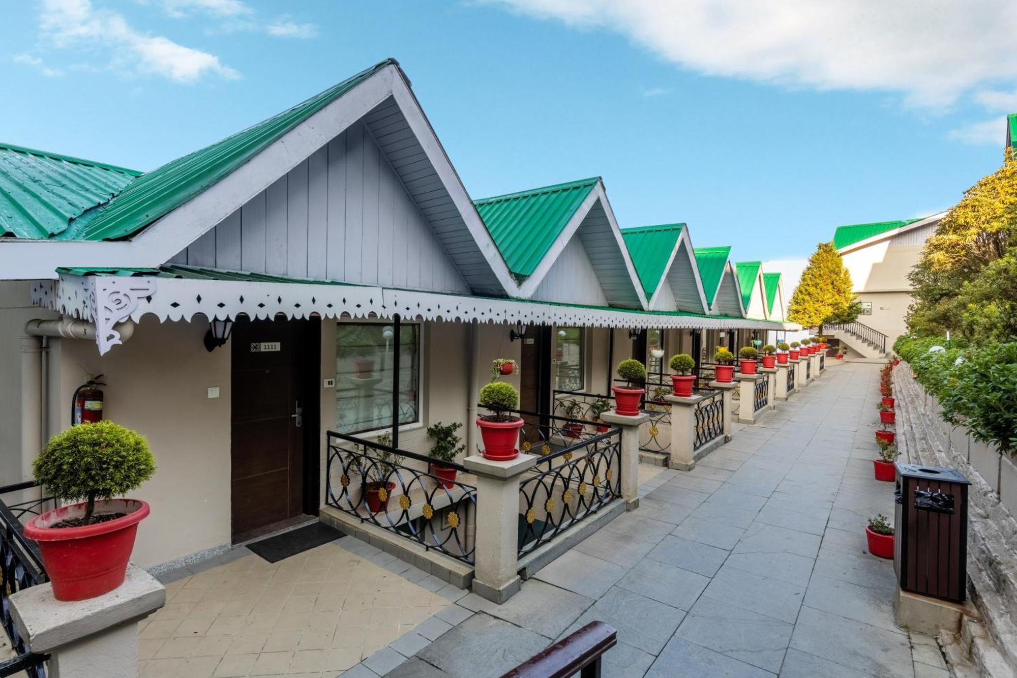 Отель Sterling Darjeeling Дарджилинг Экстерьер фото